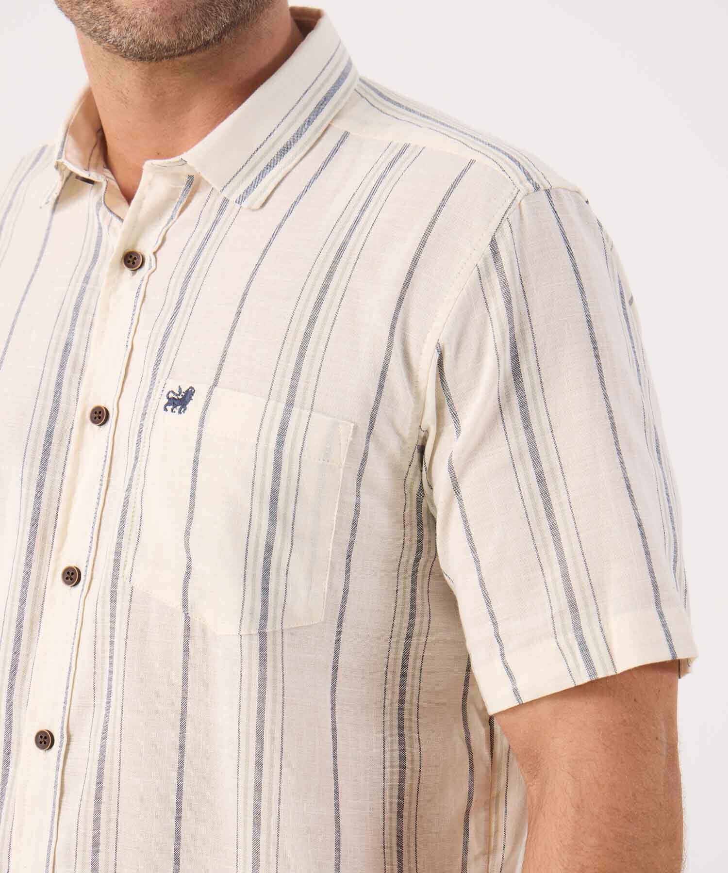 Camisa A Rayas Con Bolsillo 